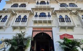 Hotel Nahargarh Palace
